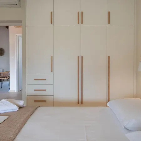 Apartment Harmony - Two Bedroom Stoupa